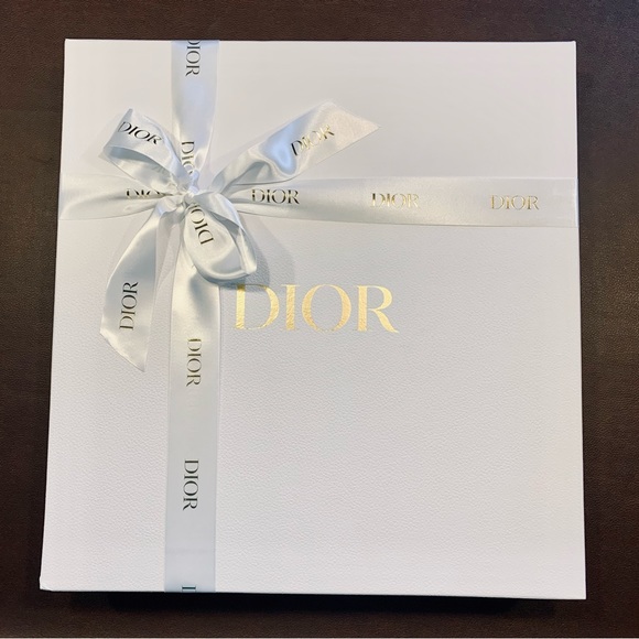 Dior • Large Denim Oblique Book Tote - Picture 14 of 14